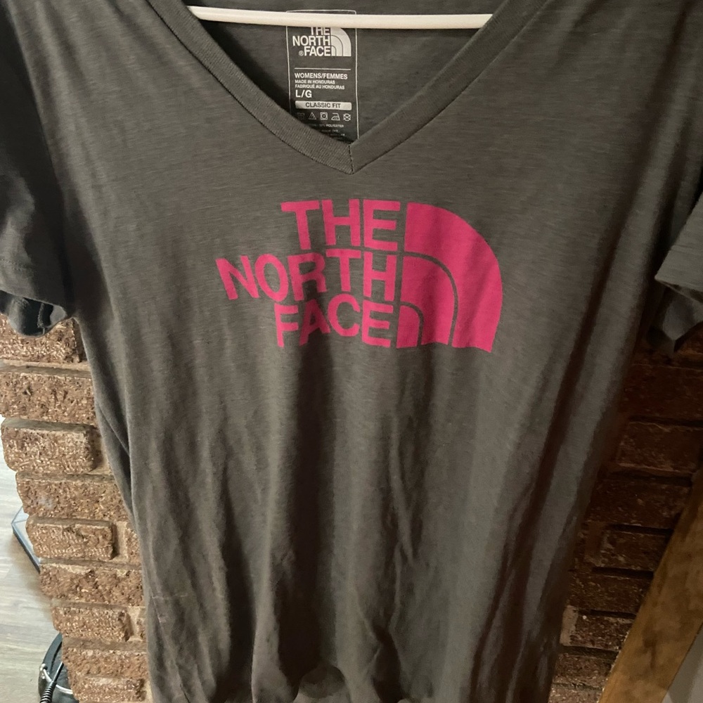 North face T shirt Large